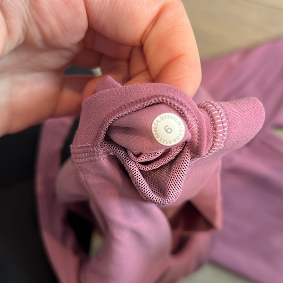 LULULEMON ALIGN BODYSUIT 28” VELVET DUST SIZE 6 - Picture 2 of 4